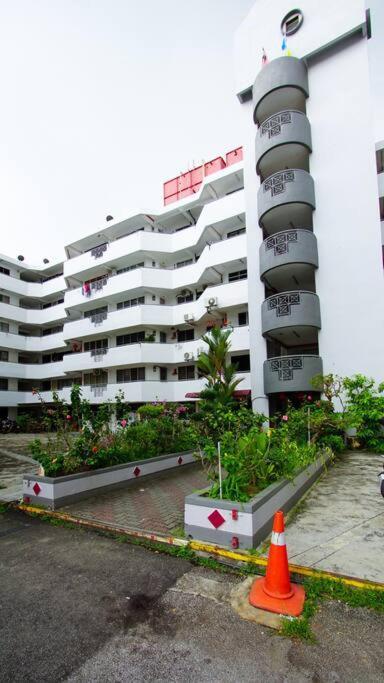 Fuji Home 峇六拜 外观 照片